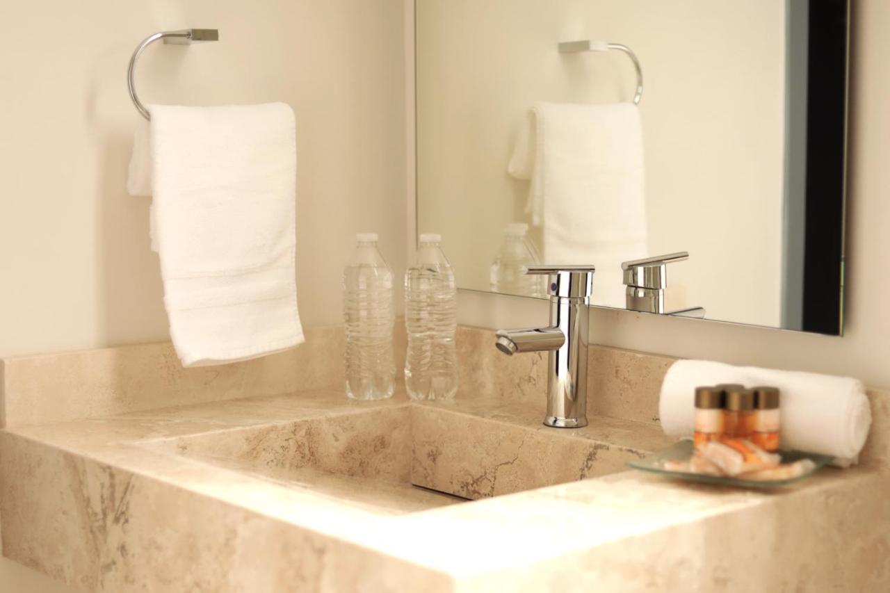 Viamonte House Boutique Ξενοδοχείο Λεόν Εξωτερικό φωτογραφία